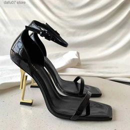 Dress Shoes Sandals fashion heels sandal Casual shoe sexy Designer high heel Summer beach Party Office Career sandale black white top woman Wedding LeatH240312