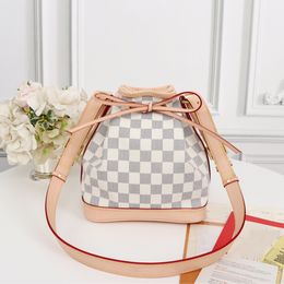 1v kova çantaları yüksek kaliteli klasik tasarımcı çantaları çizmek moda çanta n40817 orijinal deri kadın omuz crossbody çantası d0060