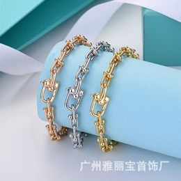 tiffay and co brass gold-plated Savi same U-shaped Bracelet lock chain metal texture cool wind horseshoe couple