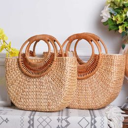 Beach Bags Nordic Style Handmade Woven Grass Handbag with High Aesthetic Value a Photography Tool Moon Mobile Phone Bag