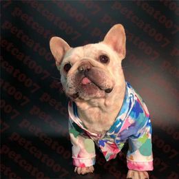 Colourful Printed Pet T Shirt Jacquard Letters Pets Jacket Dog Apparel Beach Travel Bulldog Dogs Clothes282s