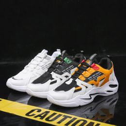 Men Skateboarding Shoes Breathable White Shoes Leisure Flats Shoes High Top Casual Sneakers Male Street Shoes Chaussure Homme l89