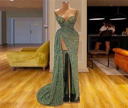 Green Spaghetti Straps Sequins High Split Prom Dresses 2020 Reflective Ruched A Line Sweep Train Formal Party Evening Gowns9254267