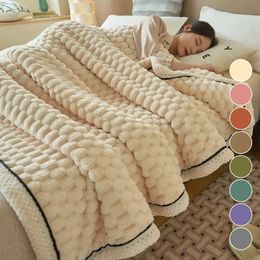 Super Thick Winter Warm Blanket for Bed Artificial Lamb Cashmere Weighted Blankets Soft Comfortable Warmth Quilt Comforter 240306