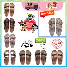 Designer Casual Platform High rise thick soled PVC slippers man Woman Light weight wear resistant Leather rubber soft soles sandals Flat Summer Beac1h Slipper GAI