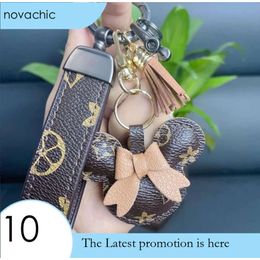 Designer Keychain Wallet Keyring Purse Pendant Car Chain Charm Bucket Bag Flower Mini Coin Holder Keychains 962