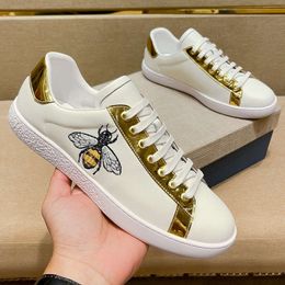 Luxury Designer Mens Shoes Little Bee White Board High Version Quality Leather Casual Womens Trainers