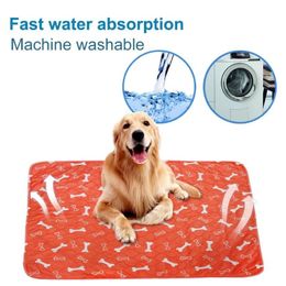 Pet Dog Diaper Urine Car Mat Animal Training Travel Pet Pee Pads Pee Pads Mat Cartoon Printing Waterproof Reusable191M