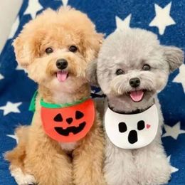 Dog Apparel Pet Neckerchief Saliva Towel Cute Bear Halloween Knitting Triangle Scarf Cat Collar Accessories307m