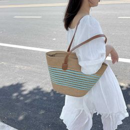 Beach Bags Large Capacity Tote Bag High-end Texture Single Shoulder Crossbody for Work Commuting Underarm Grass Woven