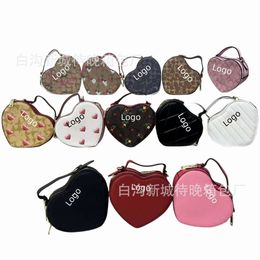 Shop Factory Wholesale Valentines Day 2024 New Fashion Classic Love Shaped Bag Handbag One Shoulder Trendy Versatile Womens Bags