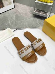 Slippers Sandals summer new shoe designer man sandal woman Canvas and black brown leather slides signature Laser F Letter slipper with dust bag free shippingH240312