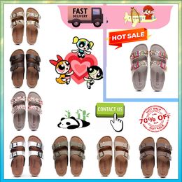 Designer Casual Platform High rise thick soled PVC slippers man Woman Light weight wear resistant Leather rubber soles sandals Flat Summer Beach Slipper GAI