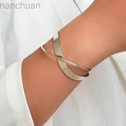 Bangle Exquisite Fashion Gold Silver Smooth Wave Double Infinite Twisted Cross Open Bracelet for Women Bangle Wedding Party Jewellery ldd240312
