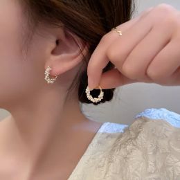 2024 koreanische Neue Einfache Temperament Kreis Perle Ohrringe Mode Kleine Vielseitige Ohrringe Frauen Schmuck