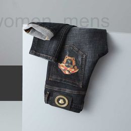 Herren-Jeans-Designer, Herbst und Winter 2020, bestickte Jeans (Herrenmode), schmale Passform, kleine Füße, lässige dunkelblaue Hose (Herren), NEMI