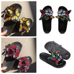 Designer Mens Womens Sandal Fashion Luxury Diamond Slippers Ladies Beach Sandal Party Wedding Flat Slipper Shoes GAI size 36-41