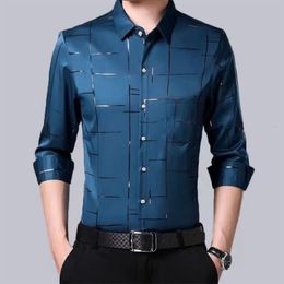 Smart Casual Men Thin Plaid Smooth Shirts Long Sleeve Lapel Spring Autumn Clothing Koreon Male Loose Business Fashion Tops 240313