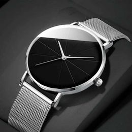 Wristwatches 2022 Minimalist Mens Fashion Watches Simple Men Business Ultra Thin Stainless Steel Mesh Belt Quartz Watch relogio masculinoL2303