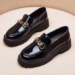 Dress Shoes 2024 Autumn Platform British Style Small Leather Women Metal Chain Thick Heel Sole Single Female Loafers