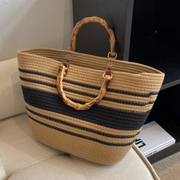 HBP Bamboo Woven Bag Womens Hollow Barrel Bag Casual Versatile Hand Buns Beach Bag Straw Shopping Handbags with Large Capacity