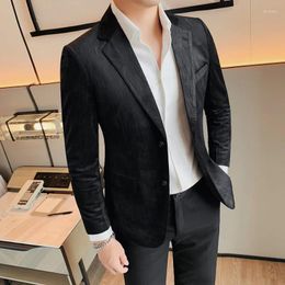 Men's Suits Spring Striped Men Blazers Slim Fit Casual Business Suit Jacket High Quality Trend Social Banquet Party Uniform Dress Coats 2024