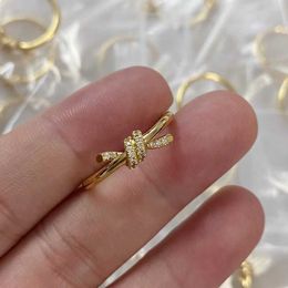 Designer V gold Gu ailing same knot ring with diamond interwoven Tanabata Valentines Day gift