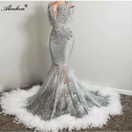 Shiny Bling Lace Illusion O-Neck Fromal Prom Dresses Decorated With Beading Rhinecrystals Pearls Sparking Lace Ruffled Gowns Mermaid Ladies Prom Party Gowns