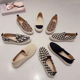 Casual Shoes Slip On For Women Round Toe Mixed Colours Female Footwear Sneaker Loafers With Fur Knitting Flats Clogs Platform Sli