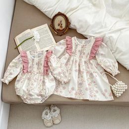 Cute Sister Match Clothes Long Sleeve ONeck Cotton Flower Romper Bodysuit Toddler Kids Aline Dress OnePieces Baby Girl Outfit 240311