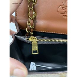 Designer Bag Factory Online Wholesale Retail Mid Style Spring New Rivet Camellia Womens Bag Feeling Old Flower Underarm Chain Single Shoulder