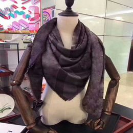 2022 Scarf For Men and Women Oversized Classic Check Shawls Scarves Designer luxury Gold silver thread plaid Shawl size 140 140CM2402