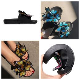 2024 designer sandal clog slide men women flip flop buckles stock slider fur outdoors Fashion summer slippers shoe GAI 36-45