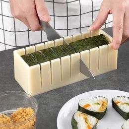 DIY Sushi Maker Heart Round Square Rice Mold Japanse Roller Food Bento Accessories Making Machine Onigiri Mat y240304