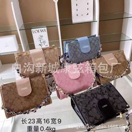 Shop Factory Wholesale 2024 Winter New Personalised Old Flower Tote Womens Bag Fashion Popular Letter Crossbody Shoulder Trend