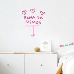 Stickers Spanish Decors Zona De Mimos Vinyl Stickers for Kids Rooms Three Hearts Art Mural Nursery Wall Decals Bedroom Playroom D056