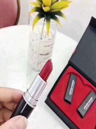 IN stockChristmas Gift makeup Brand Matte Lipstick 2pcsset with gift Box 2colors Red lipstick High quality Beautyful Gift6594387