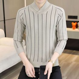 Flip Collar Cross Necked for Men's Casual Vertical Stripe Knitted Autumn and Winter New Line Sweater, Long Sleeved Base Sweater