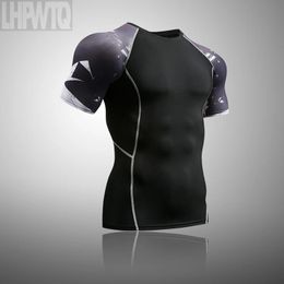 Mens Running Tights T-Shirt Compressed shirt Short sleeve t-shirt Top for fitness MMA rashguard Men Outdoor Sports track suit 240312