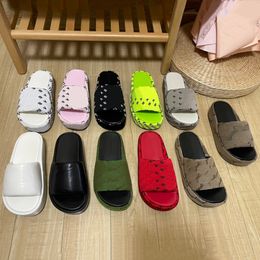 Designer Paris Slide Slippers Sandals Flat Summer luxury platform Slides For Men Women Canvas Embroidery Ladies Fashion Sliders Letter Rubber Sandal