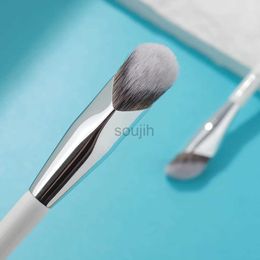 Makeup Brushes Angled Korea Concealer Brush Under Eye Makeup Corrector Blending Brush Liquid Makeup Contour F811 ldd240313