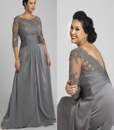 2020 Plus Size Grey Mother of the Bride Groom Dress Half Sleeve Scoop Neck Lace Chiffon Floor Length Formal Evening Gowns Custom M9231702