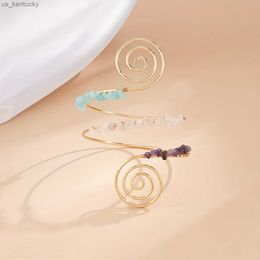 Charm-Armbänder, elegantes Spiralarmband mit Natursteinperlen – 14 Karat vergoldete offene Armmanschette für Frauen, ideal für Partys, Urlaub