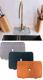 Kitchen Tools Silicone Faucet Mat Sink Splash Pad Drain Pad Bathroom Countertop Protector Shampoo Soap Dispenser Quick Dry Tray1824594