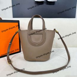 Women's luxury bag designer shoulder handbag fashion New in the Loop Pig Nose Bucket Bag Vegetable Basket Open Handheld versatile crossbody bag