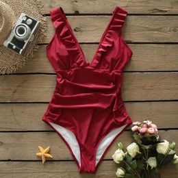 Swim wear Sports Heart Attack Falbala One Piece Swimsuit Women Wrinkle Neckline Monokini 2024 New Girls Swimsuit S-2XL aquatic sports 240311