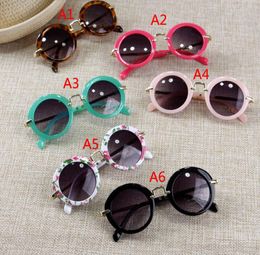 2018 Sunglasses for Kids Round Vintage Sun Glasses Boys Girls Designer Adumbral Fashion Children Summer Beach Sunblock Accessories5057398