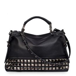 High Quality Women Rivet Handbags Large Capacity Ladies Shoulder Messenger Bags for Casual Female Pu Leather Crossbody Bag 240320