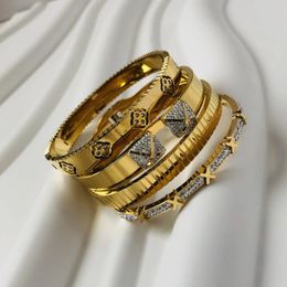 Stainless Steel Bracelets For Woman Trend Bangles Golden Love Crystal Wedding Feminina Luxury Jewellery Gifts 240307
