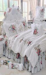 Korean Style Beige Princess Wedding Bedding Set 100 Cotton 4pcs Luxury Rose Printing Lace Ruffles QuiltDuvet Cover Bedspread Bed8095451